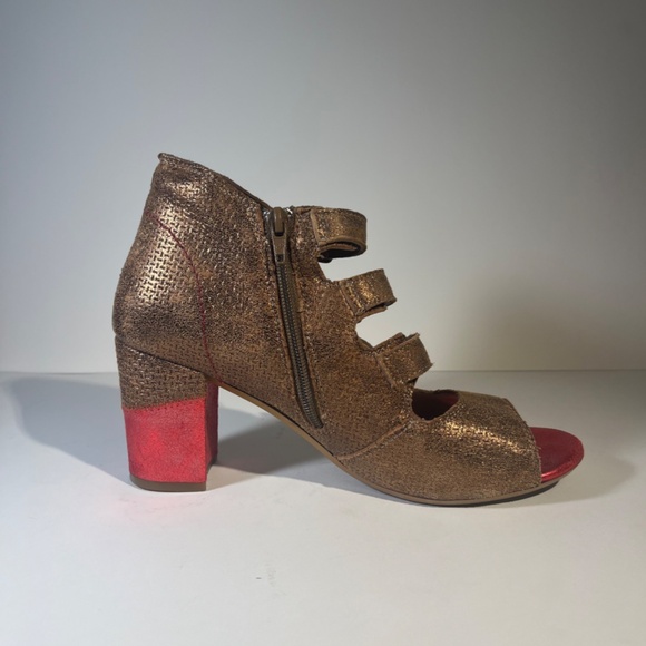 Unity in Diversity Buttercup Red Open Toe Booties EUR 40 - Picture 3 of 3